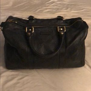 Black leather Gucci Boston bag